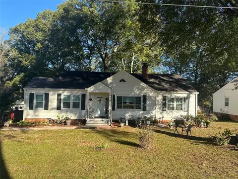 137 Colquitt St, Monroe, GA 30655