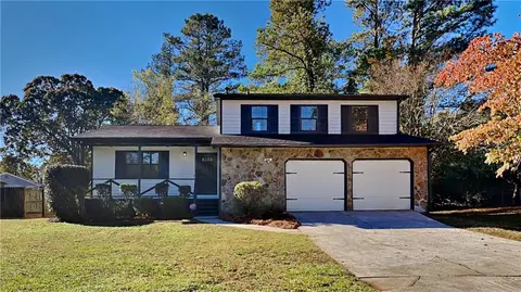 2743 Plantation Dr, Jonesboro, GA 30236