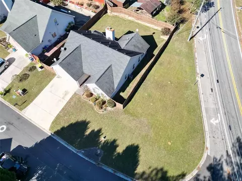2388 Carousel Park Dr, Morrow, GA 30260 photo 5