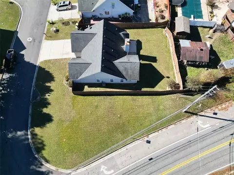 2388 Carousel Park Dr, Morrow, GA 30260 photo 10