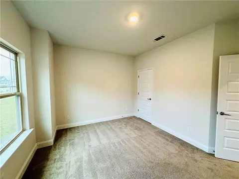 Bedroom - 2349 Remington Dr, Commerce, GA 30529 photo 5 of 6