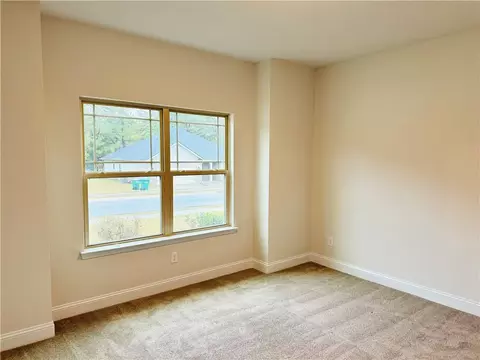 Bedroom - 2349 Remington Dr, Commerce, GA 30529 photo 6 of 6