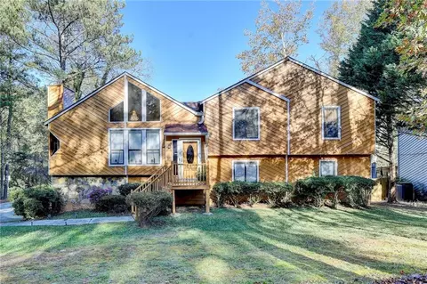 4255 Iris Brooke Ln, Snellville, GA 30039