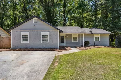 9363 Forest Knoll Dr, Jonesboro, GA 30238