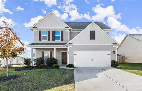 856 Walnut Creek Cir, Pendergrass, GA 30567