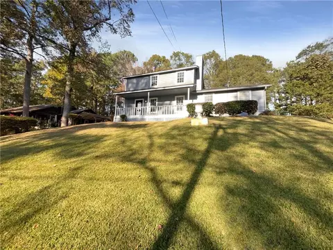 140 Splitwood Ln, Fairburn, GA 30213