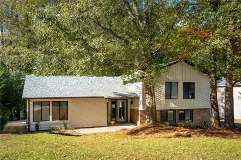 1622 Northlake Springs Ct, Decatur, GA 30033
