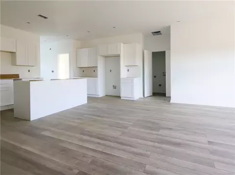 Living - 163 Pinto Ln SE, Fairmount, GA 30139 photo 2 of 4
