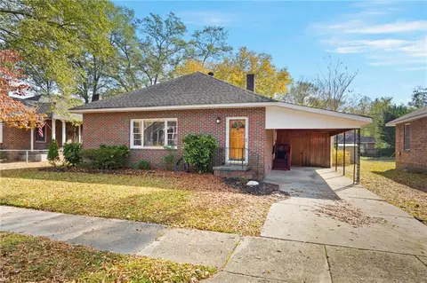 21 Elmwood St NE, Rome, GA 30161