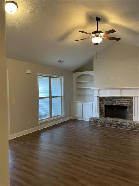 173 Brookside Dr, Lula, GA 30554 photo 4