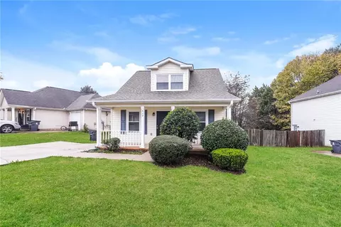 417 Tina Hely Ct, Stockbridge, GA 30281