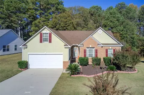 1411 Tumblerock Ct, Loganville, GA 30052