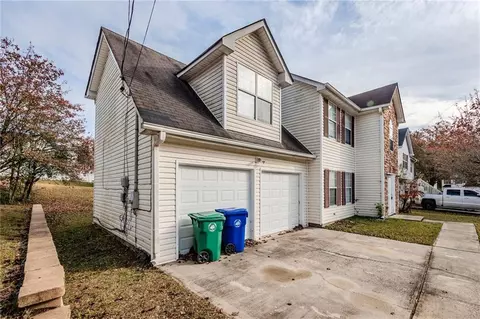 4320 Ward Bluff Ct, Ellenwood, GA 30294