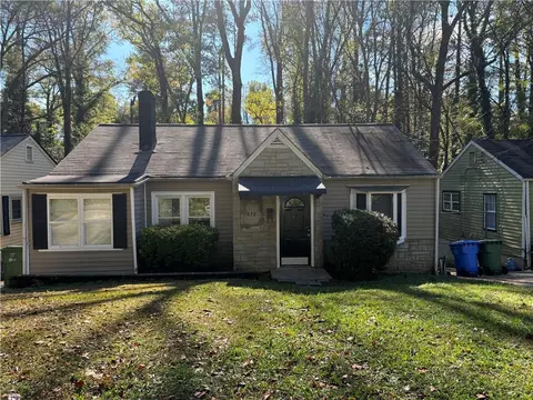 1676 S Olympian Way SW, Atlanta, GA 30310