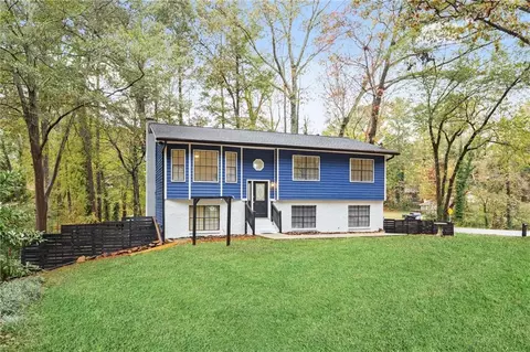 3132 Fireplace Trl, Snellville, GA 30078