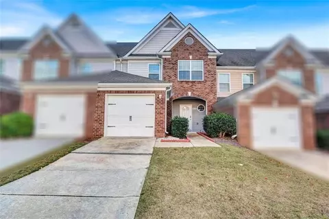 434 Village Way, Loganville, GA 30052