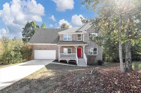 909 Galloway Ct, Mcdonough, GA 30253
