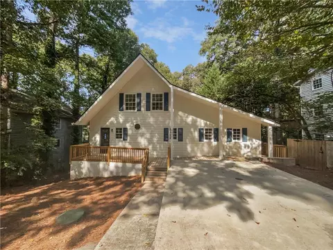 4405 Cary Dr, Snellville, GA 30039