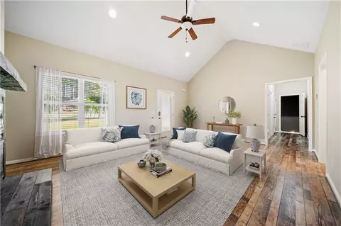 Living - 90 Edgehill Pl, Jasper, GA 30143 photo 9 of 12