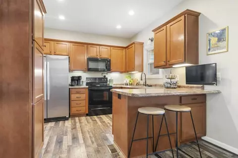 Kitchen - 90 Edgehill Pl, Jasper, GA 30143 photo 1 of 3