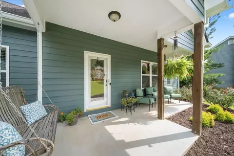 Exterior - 90 Edgehill Pl, Jasper, GA 30143 photo 5 of 12