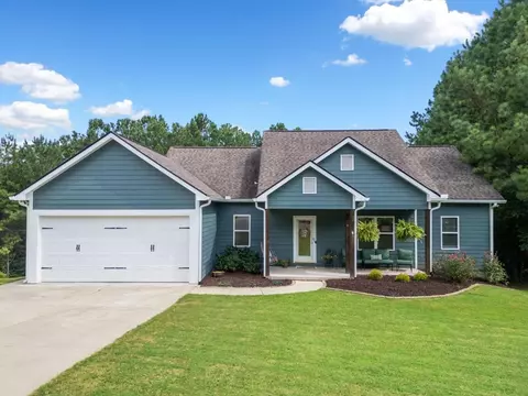 Exterior - 90 Edgehill Pl, Jasper, GA 30143 photo 3 of 12