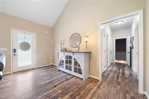 Entry Way - 90 Edgehill Pl, Jasper, GA 30143 photo 1 of 2