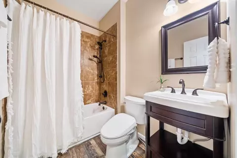 Bath - 90 Edgehill Pl, Jasper, GA 30143 photo 5 of 6