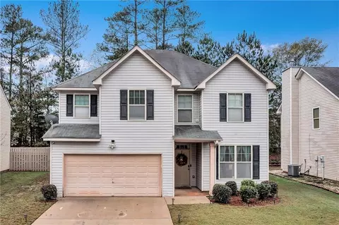4825 Medlock Trail Ct, Snellville, GA 30039