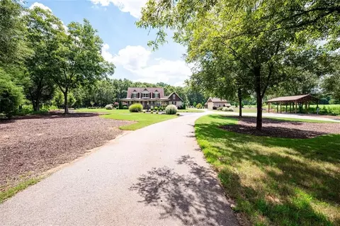 2299 Marion Ivie Rd, Good Hope, GA 30641
