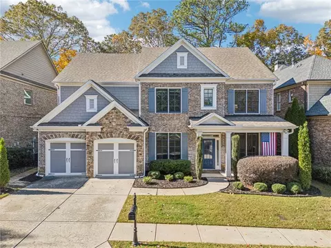9914 Inisfree Dr, Alpharetta, GA 30022