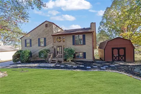 4800 Way Bridge Dr NE, Kennesaw, GA 30144