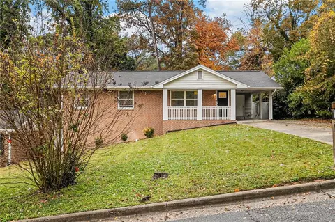 796 Vanderbilt Ct NW, Atlanta, GA 30318