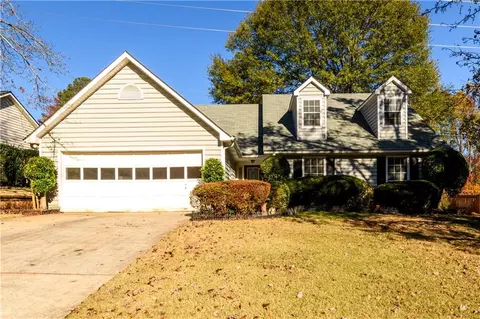 1375 Wheatfield Dr, Lawrenceville, GA 30043