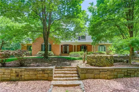 950 Mill Creek Run, Suwanee, GA 30024