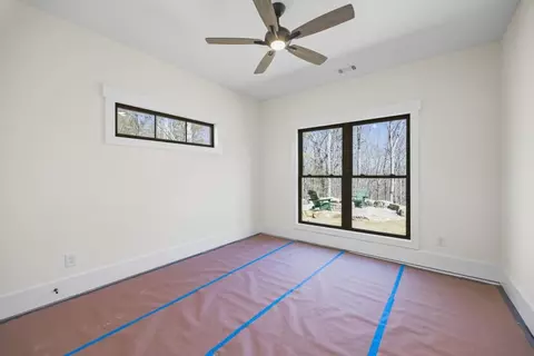 Bedroom - 410 Edgewater Trl, Toccoa, GA 30577 photo 7 of 11