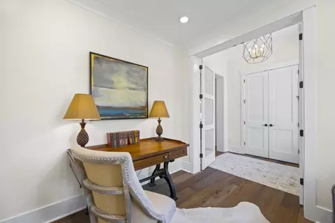 Entry Way - 410 Edgewater Trl, Toccoa, GA 30577 photo 3 of 8