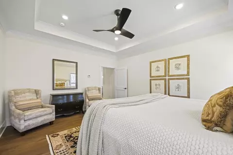 Bedroom - 410 Edgewater Trl, Toccoa, GA 30577 photo 3 of 11
