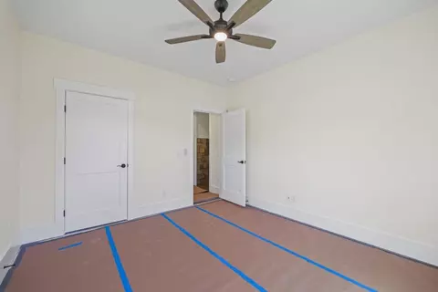 Bedroom - 410 Edgewater Trl, Toccoa, GA 30577 photo 6 of 11