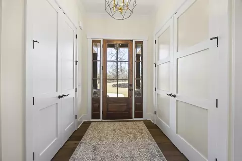 Entry Way - 410 Edgewater Trl, Toccoa, GA 30577 photo 2 of 8