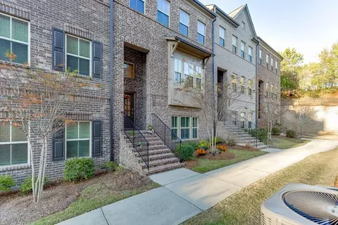 3660 Trevi Ln, Suwanee, GA 30024