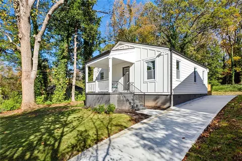 362 Enota Pl SW, Atlanta, GA 30310