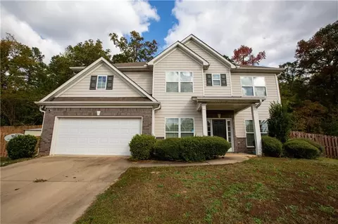 527 Lakefront Dr, Columbus, GA 31907