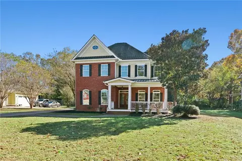 308 Norway Spruce Ct, Locust Grove, GA 30248