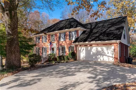 2090 Shadwell Way, Lawrenceville, GA 30043