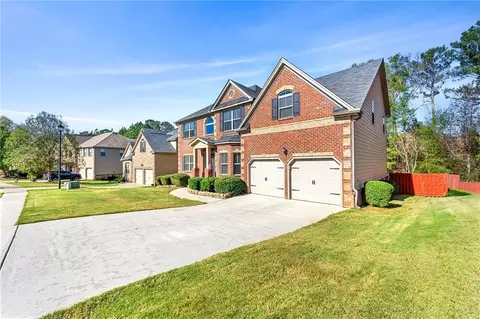85 Waters Edge Ln, Covington, GA 30014 photo 2