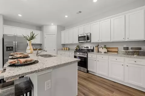 1229 Arnhem Dr, Hampton, GA 30228 photo 8