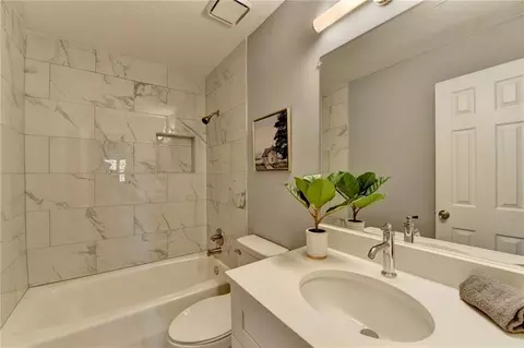 Bath - 4715 Masters Ct, Duluth, GA 30096 photo 3 of 7