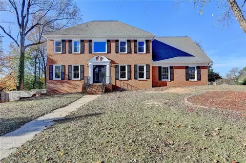 4715 Masters Ct, Duluth, GA 30096