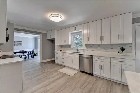 Kitchen - 4715 Masters Ct, Duluth, GA 30096 photo 1 of 12